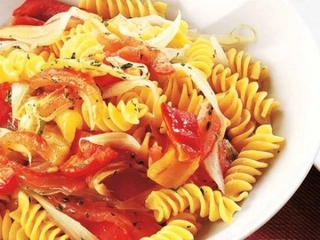 Biberli Makarna Tarifi ve Malzemeleri Biberli Makarna Tarifi ve Malzemeleri